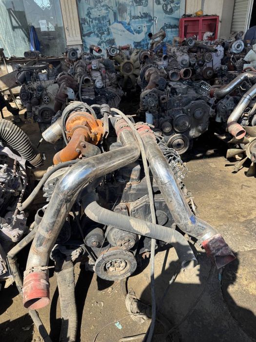 Cummunus 6BT  5.9 двигатели еккуватоларга сотувга келди.