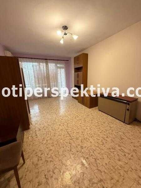 Продава се Двустаен апартамент в Пловдив, Кючук Париж - 65 кв.м за 942 €/кв.м - Снимка #2