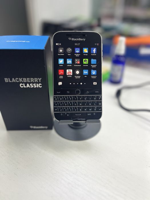 Продаю телефон BlackBerry
