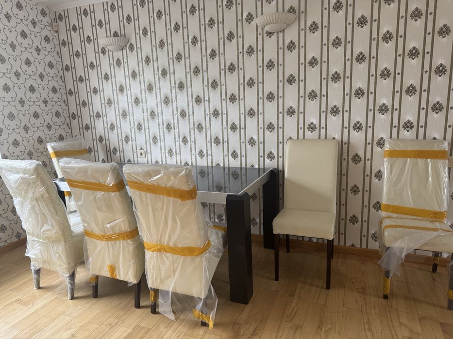 Стол гостинный + стулья дерево