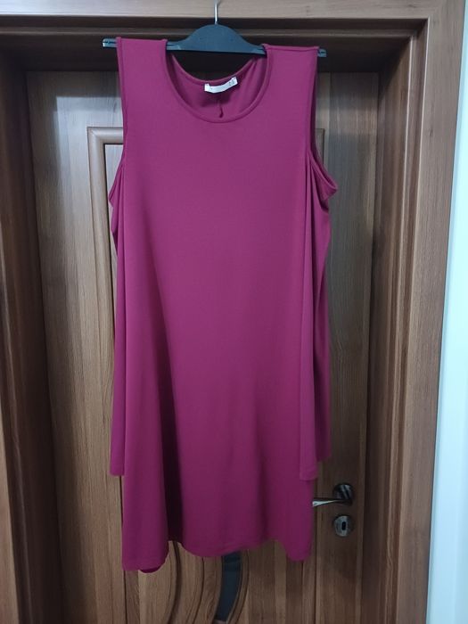 Дамски.      рокли