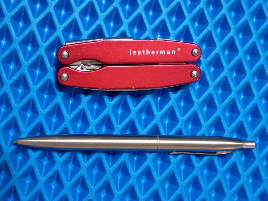 Продам мультитул Leatherman juice 2