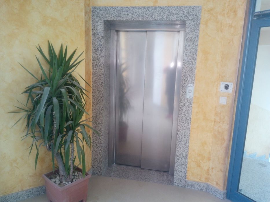 Дава се под наем Тристаен апартамент в София, Люлин 10 - 77 кв.м за 612 € - Снимка #10