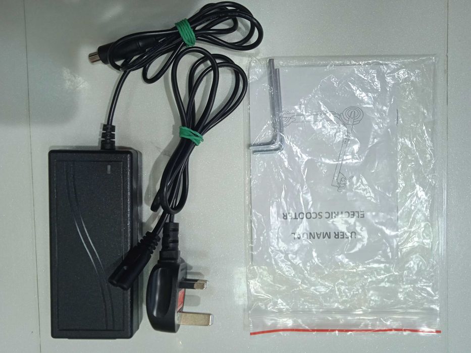 Б/у Электро самокат (Top Gear) сотилади.