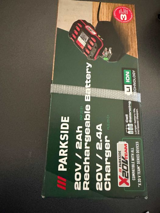 Acumulator / Baterie Parkside 2 Ah cu încărcător 2.5 Ah