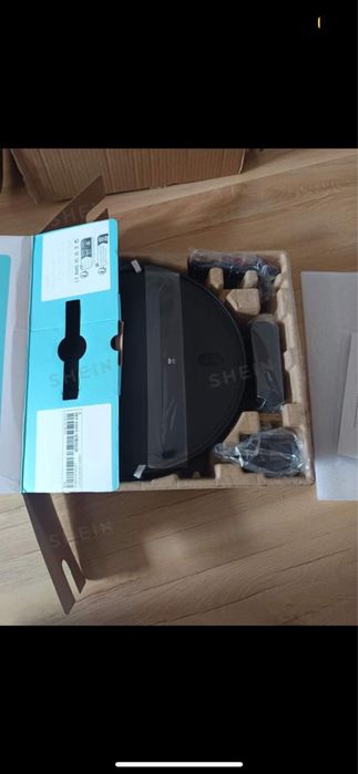 Robot de aspirare si curatare 2in1 cu statie de incarcare