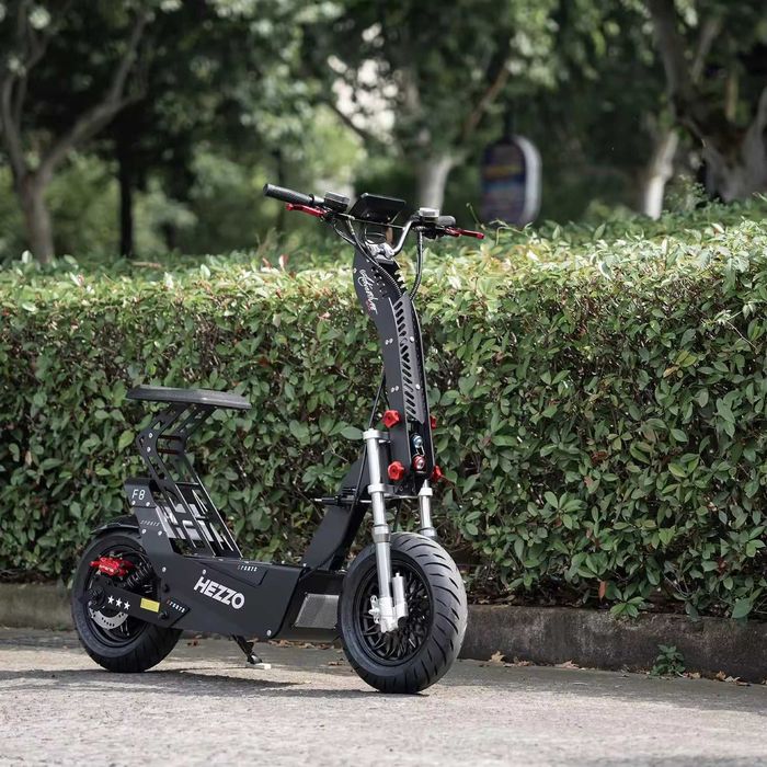 HEZZO F8 – Електрическа тротинетка 10000W, 150 км пробег, 100 км/ч