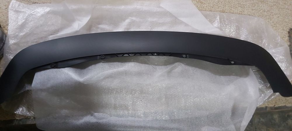 Spoiler VW Touran 2010