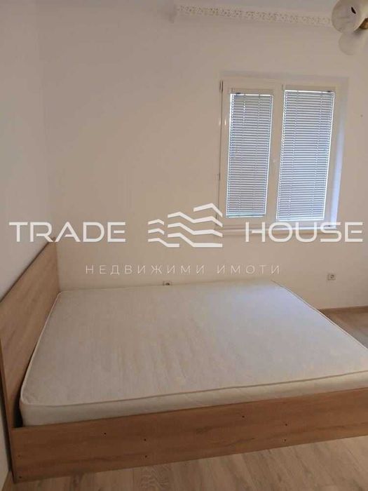 Дава се под наем Тристаен апартамент в Пловдив, Христо Смирненски - 70 кв.м за 448.8 € - Снимка #4