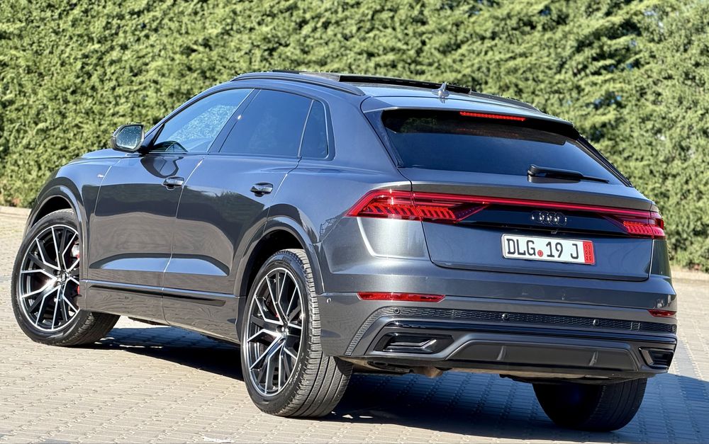 Audi Q8 2020 3x S-line 50TDI Mild-Hybrid Quattro/Matrix/Virtual Cockpit/Panoramic/Distronic/Lanne Asisst/Perne/Camere 3D/Jante R22/
