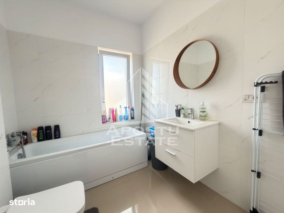Apartament cu 2 camere, 2 locuri de parcare, etajul 2, in Dumbravita