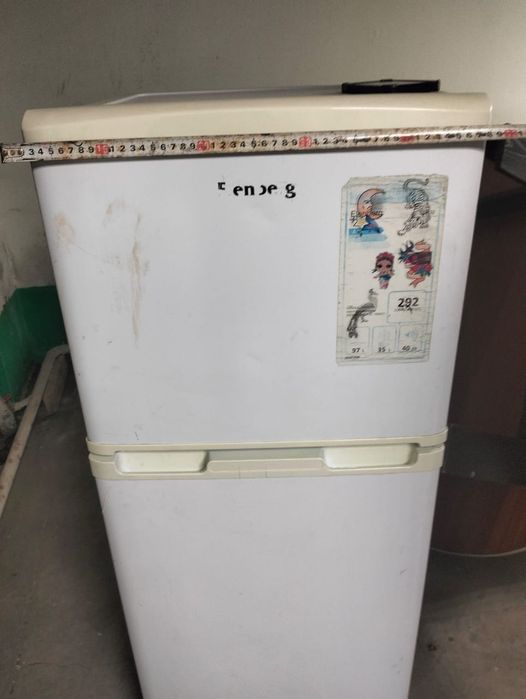 Холодильник Elenberg