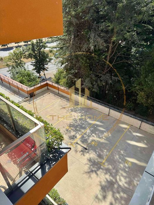 Дава се под наем Тристаен апартамент в Варна, Бриз - 100 кв.м за 1500 € - Снимка #13