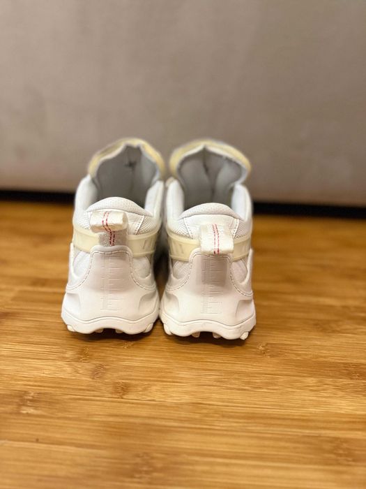 off white odsy 1000