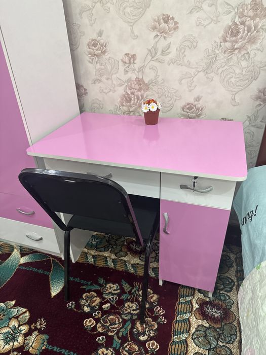 Крават размер 185х80 2та ва шкаф 1 та стол стул 1 та