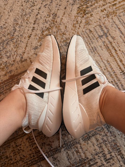 Adidas swifr run 22 pt femei  36