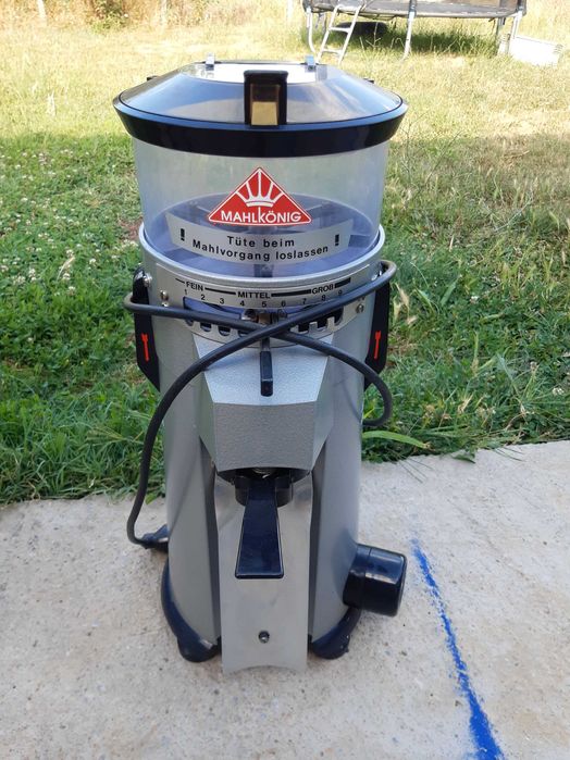 Професионална Кафемелачка Mazer