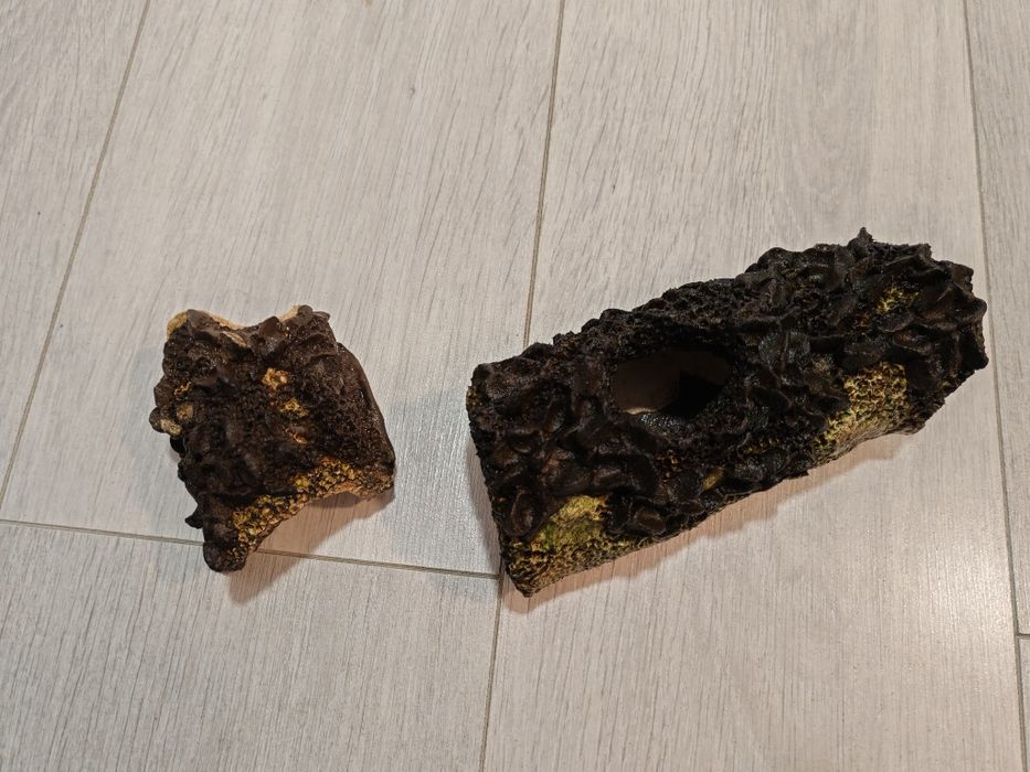 Vând decorațiune acvariu