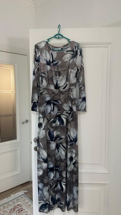 Продаю шикарное платье!