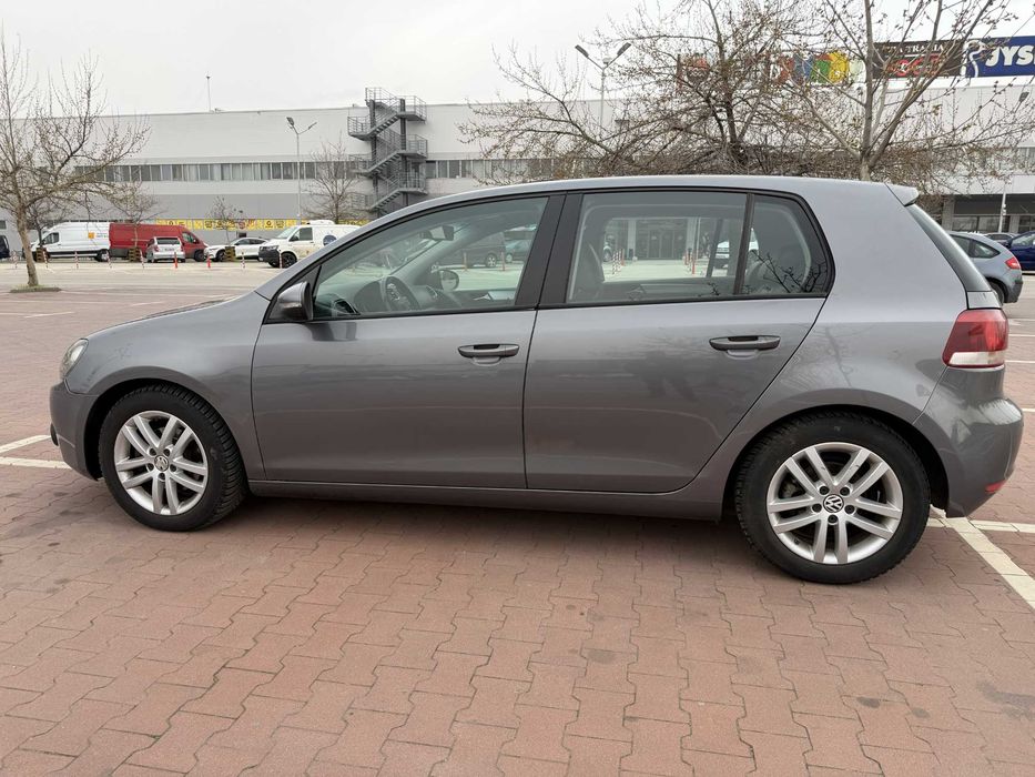 VW Golf 6 Highline, 2.0 TDI 110 к.с., навигация