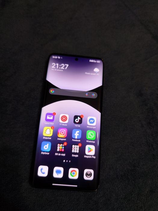 Vând Xiaomi Redmi Note 14 Pro +.  512 Gb 12 Gb Ram 5G
Telefon mobil