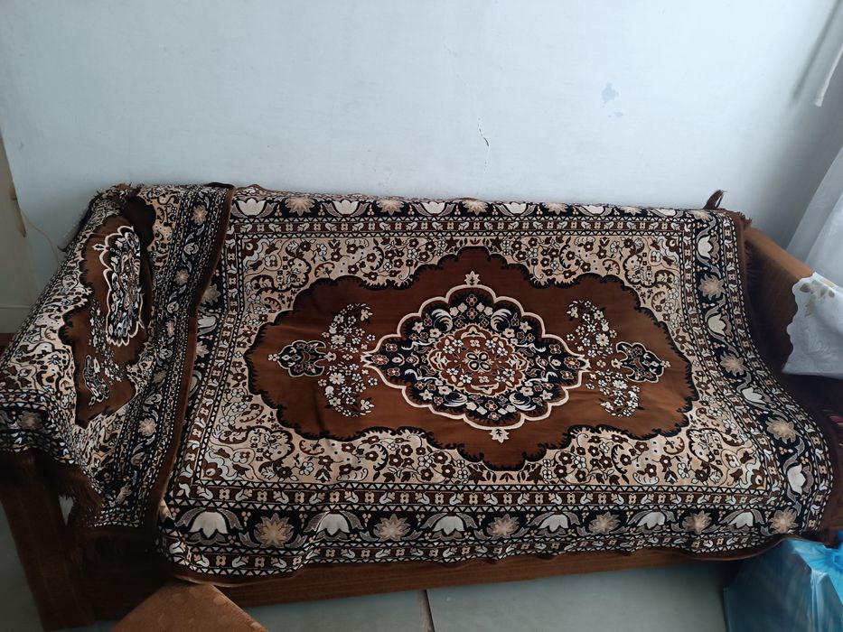 Мебель б. У, ковры, стулья, и прочее