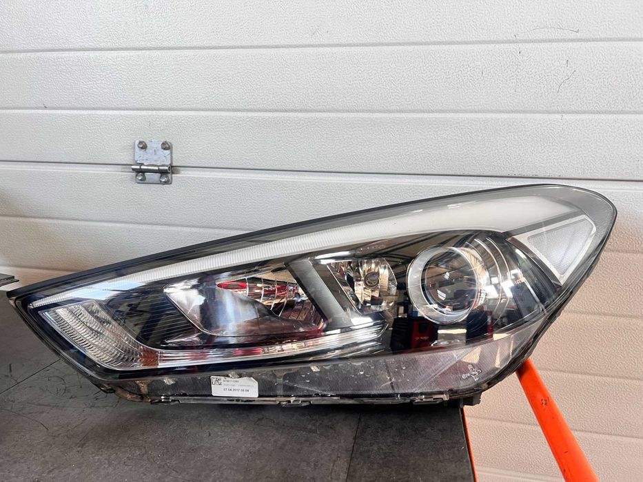 Far stanga/dreapta Halogen-Led Hyundai Tucson 2017-2020
