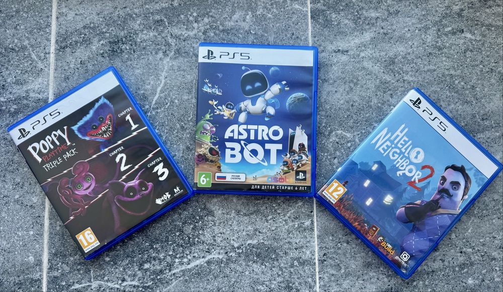 Продаю диск для ps5 mk11 spider man astro bot и др