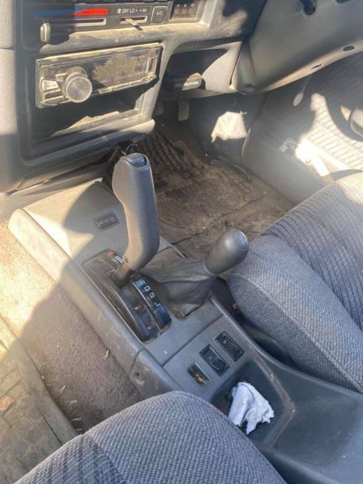 dezmembram toyota 4 runner sau hilux motor 2.4 turbo diesel an 1992