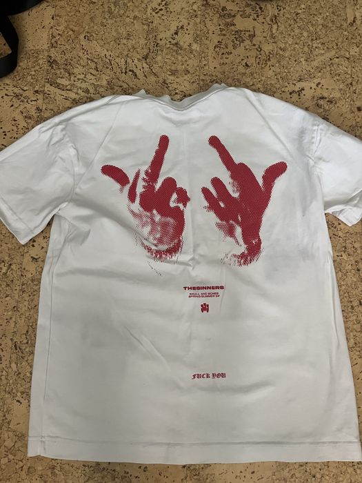 Разпродажба на маркови дрехи