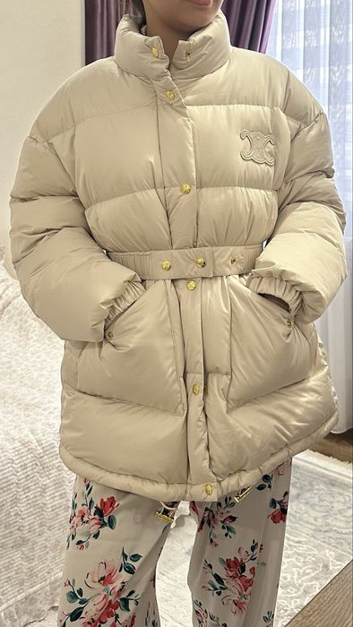 Куртка сатылады, пуховик