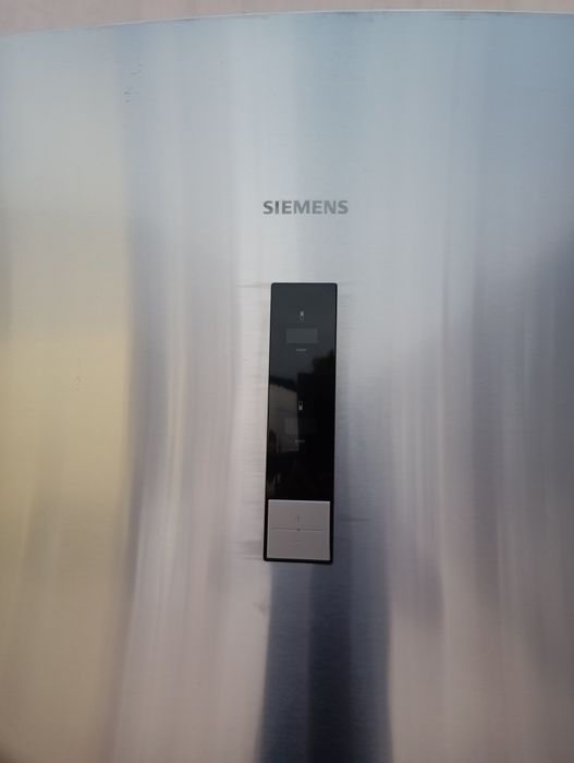Огромен XXL иноксов комбиниран хладилник с фризер Сименс Siemens No Frost A+++ 2 години гаранция!