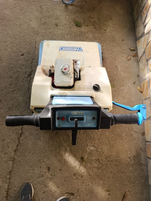 Самоходна метачна машина