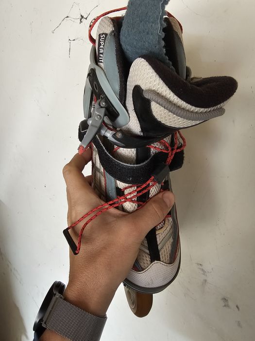 Роликовые коньки