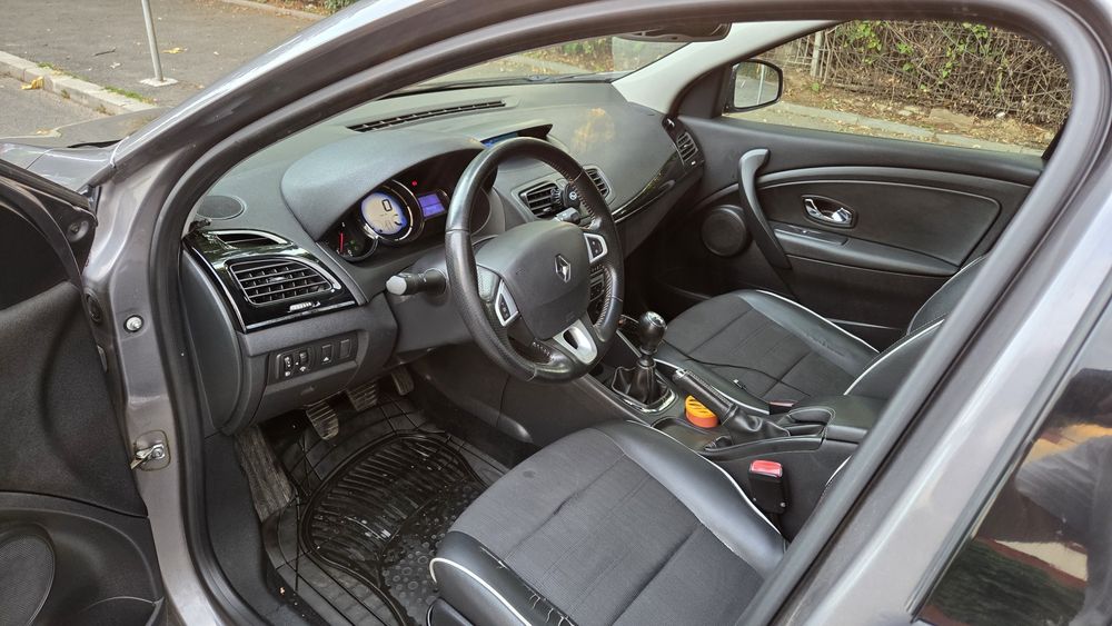 RENAULT Megane 2013 — imagine 3