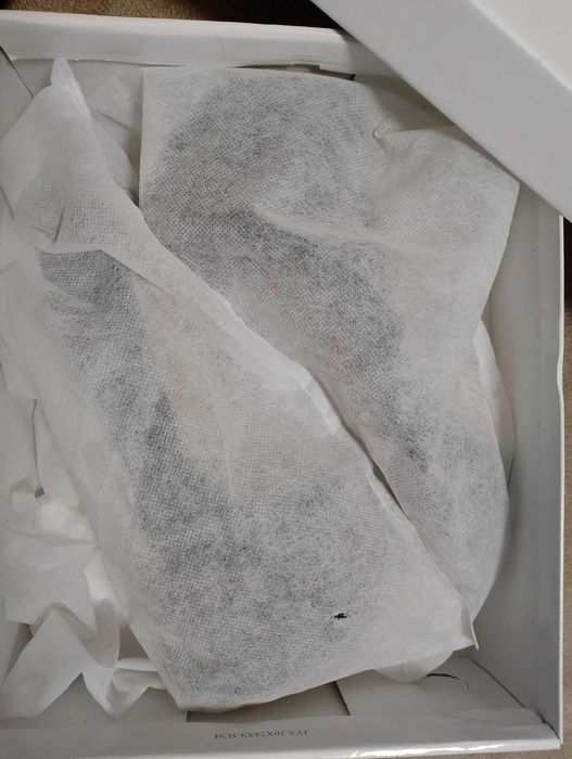 Черни токчета с гривна