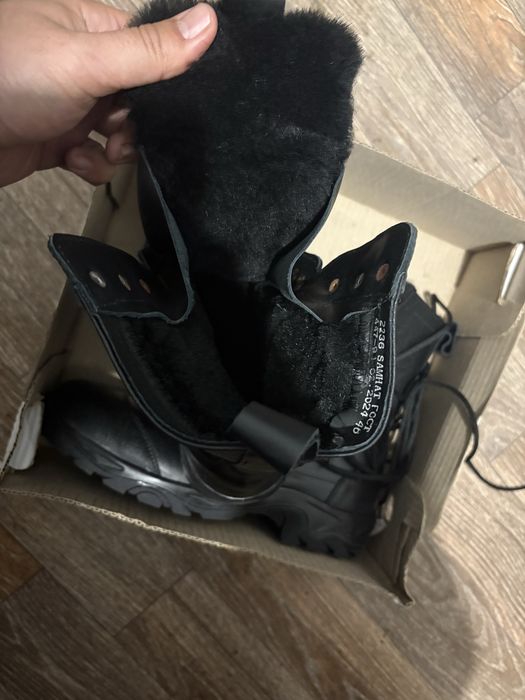 Продам зимние берцы