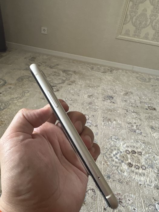 Продам iphone 11