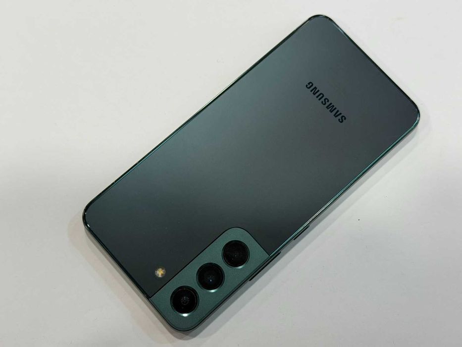 Samsung Galaxy S22 5G 128GB 8GB RAM Dual