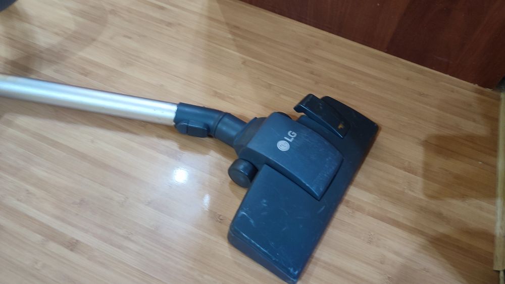 Продам пылесос LG