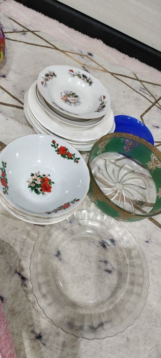 Посуда разная тарелки блюда