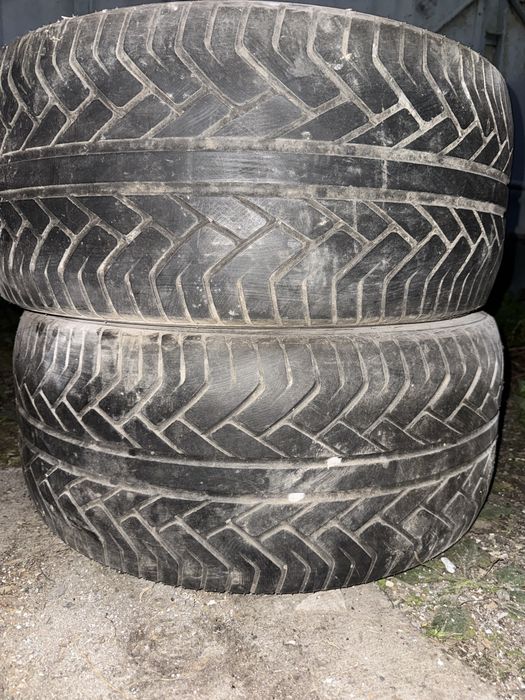 резина YOKOHAMA 275/45R19
