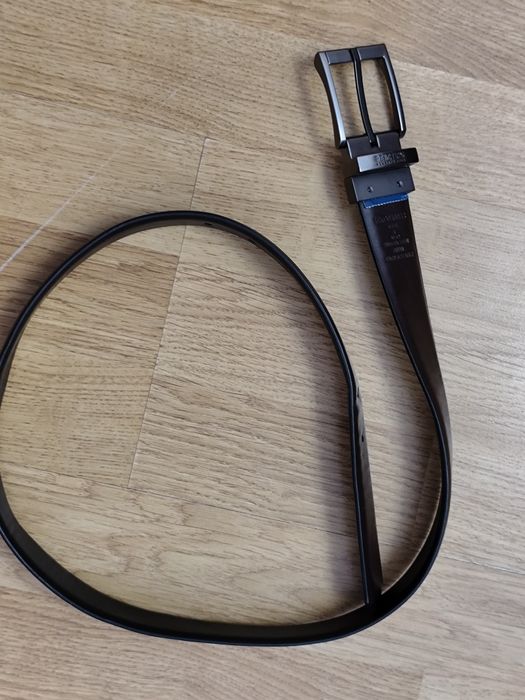 Kenneth Cole Reaction curea nouă