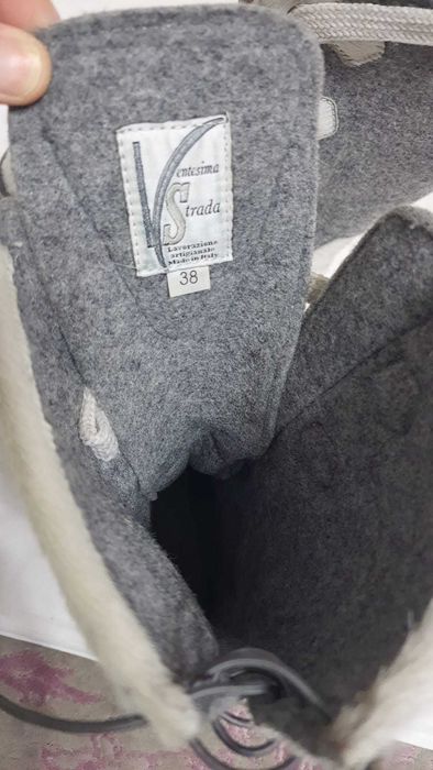 Cizme piele foca si lana de la VENTESIMA STRADA marimea 37 - 37,5