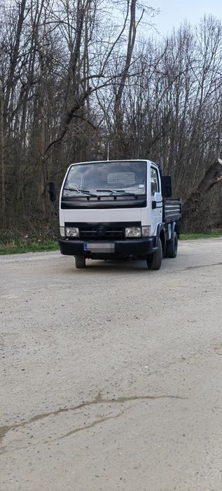 Nissan cabstar 2003