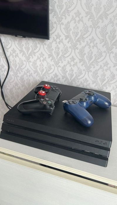 Продам плейстейшен 4 про