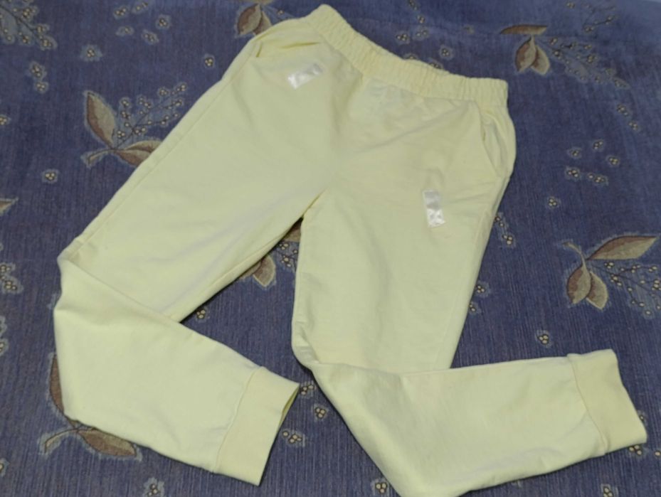 Пижама на 10-11лет, на рост 140-146 см.