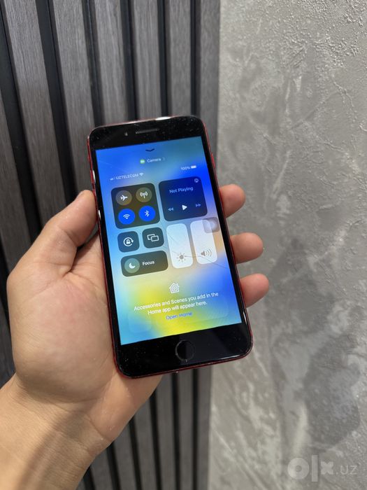 Iphone 8 + 256.