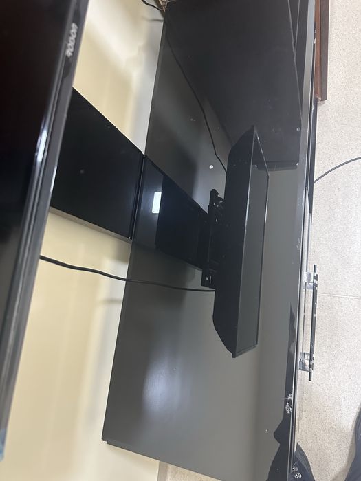 Televizor 32 talik, smart emas, padstavkasi bilan