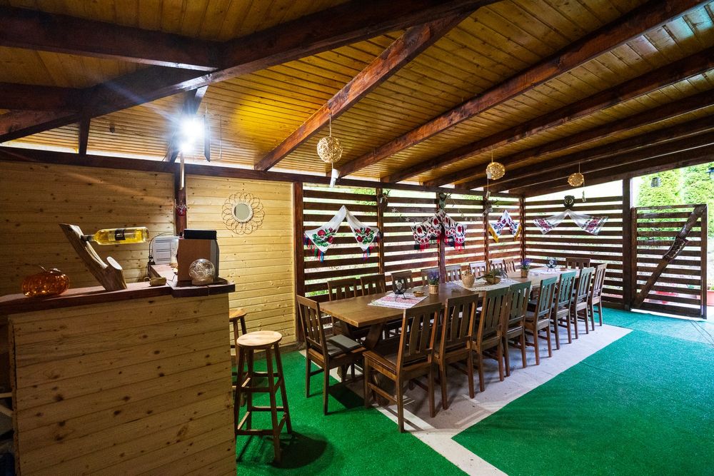 Cabană de închiriat cu ciubăr